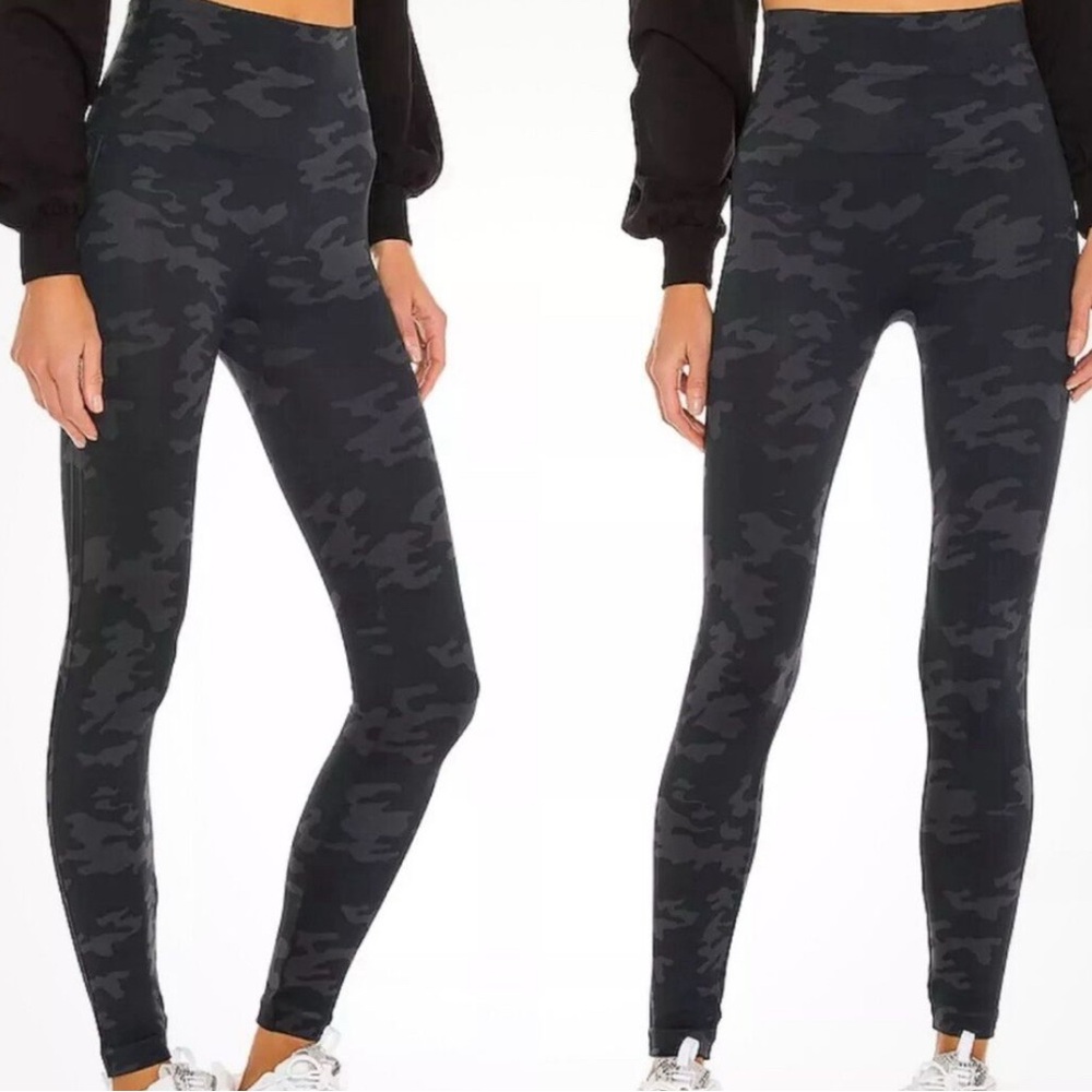 Women's Camouflage Leggings